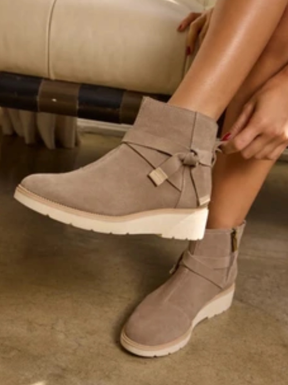 TOMS Women's Marlow Water-Repellent Suede Booties. Size 7.5